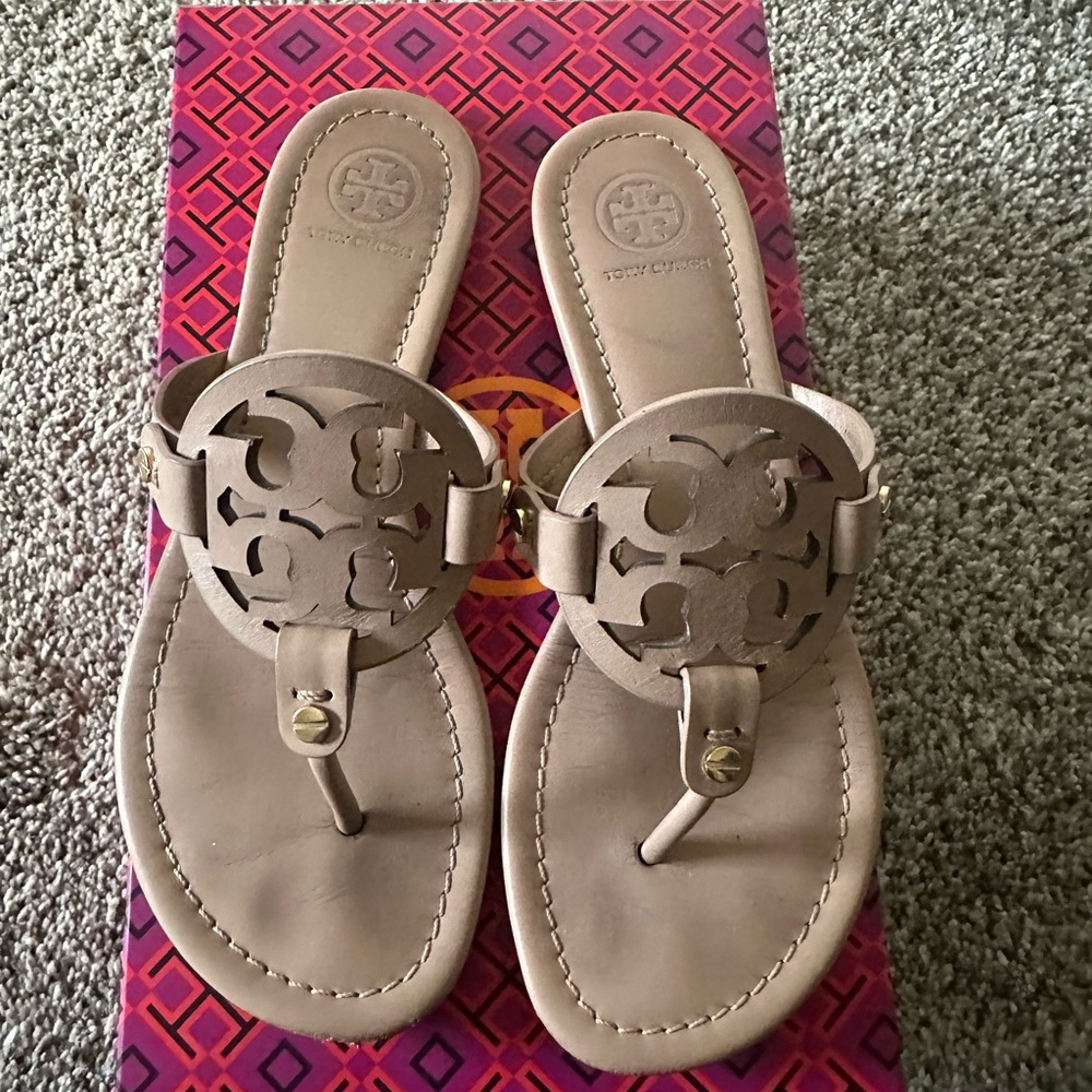 Tory Burch Women's Beige Sandals